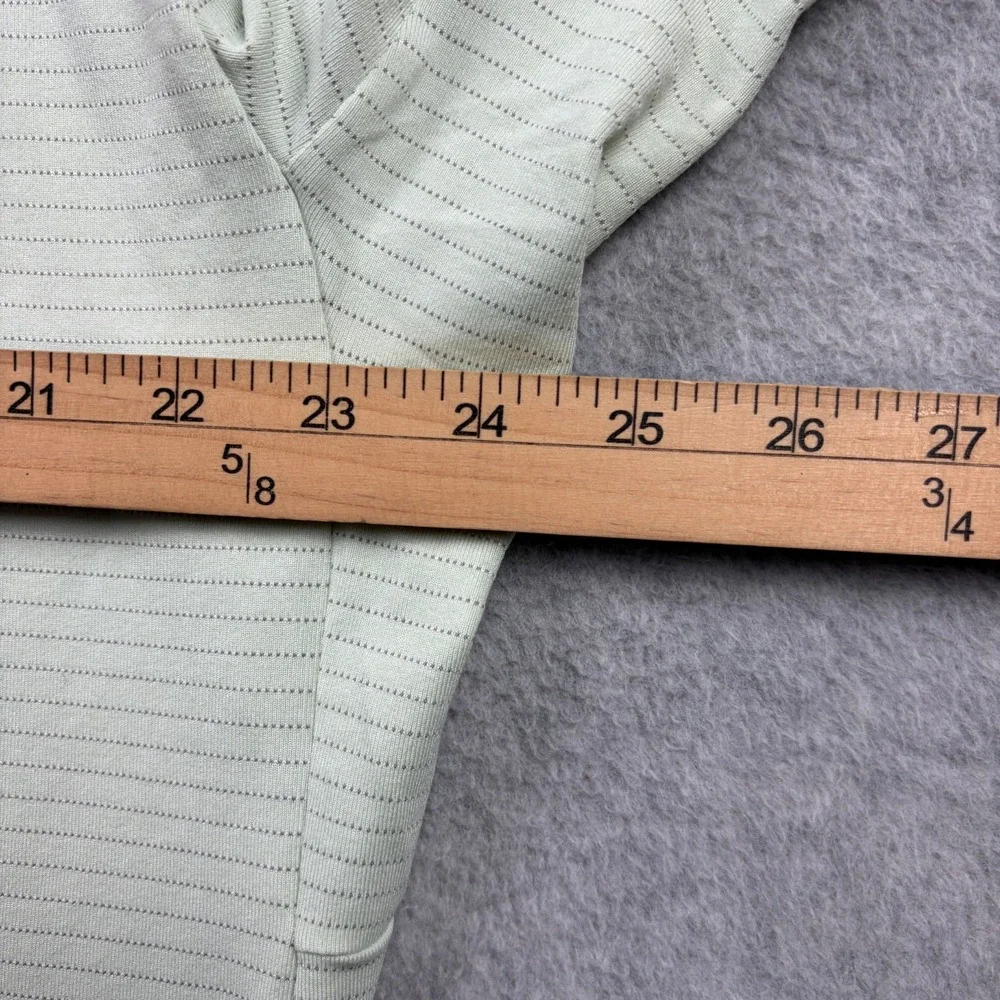 Lululemon Drysense Shirt Mens 2XL Light Green Short Sleeve Curve Hem Stretch Gym